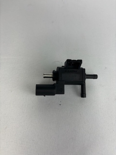 Zawór elektryczny przy parowniku