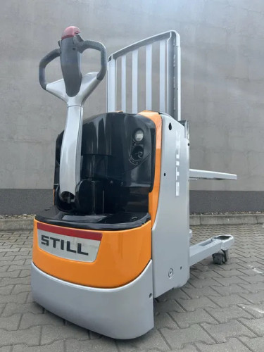 Wózek paletowy STILL EXU-18