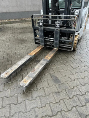 Pozycjoner, przesuw, wysuw wideł