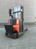 Paleciak elektryczny z masztem  Toyota BT SWE200D