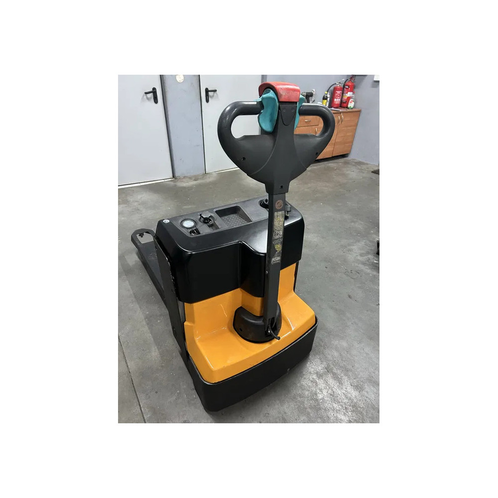 Paleciak Jungheinrich elektryczny