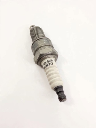 Świeca zapłonowa DENSO W9EXR-U wózek widlowy