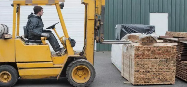 Częste błędy popełniane w trakcie eksploatacji wózka widłowego
